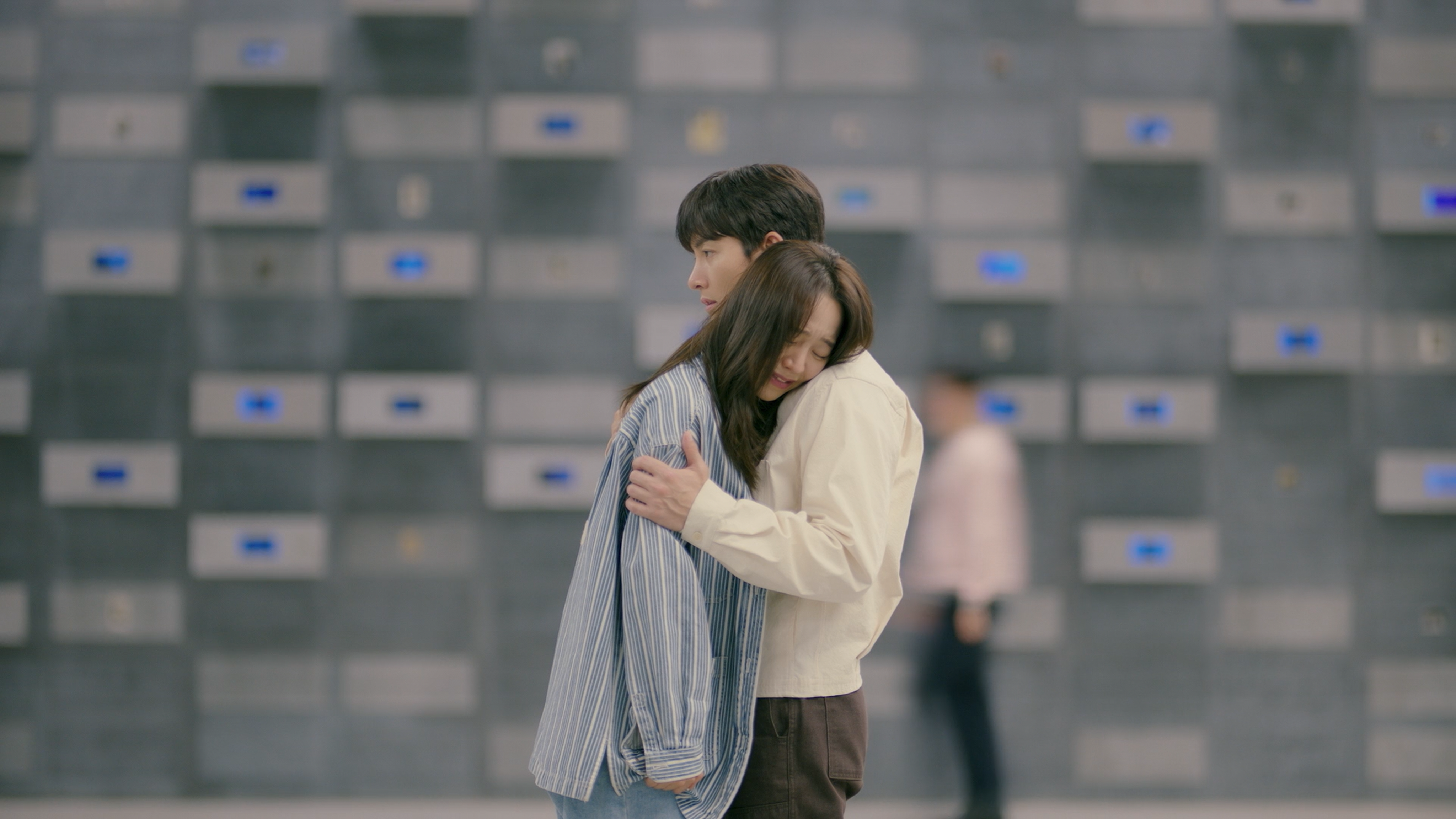 Đoạn này 2 anh chị hơi lố